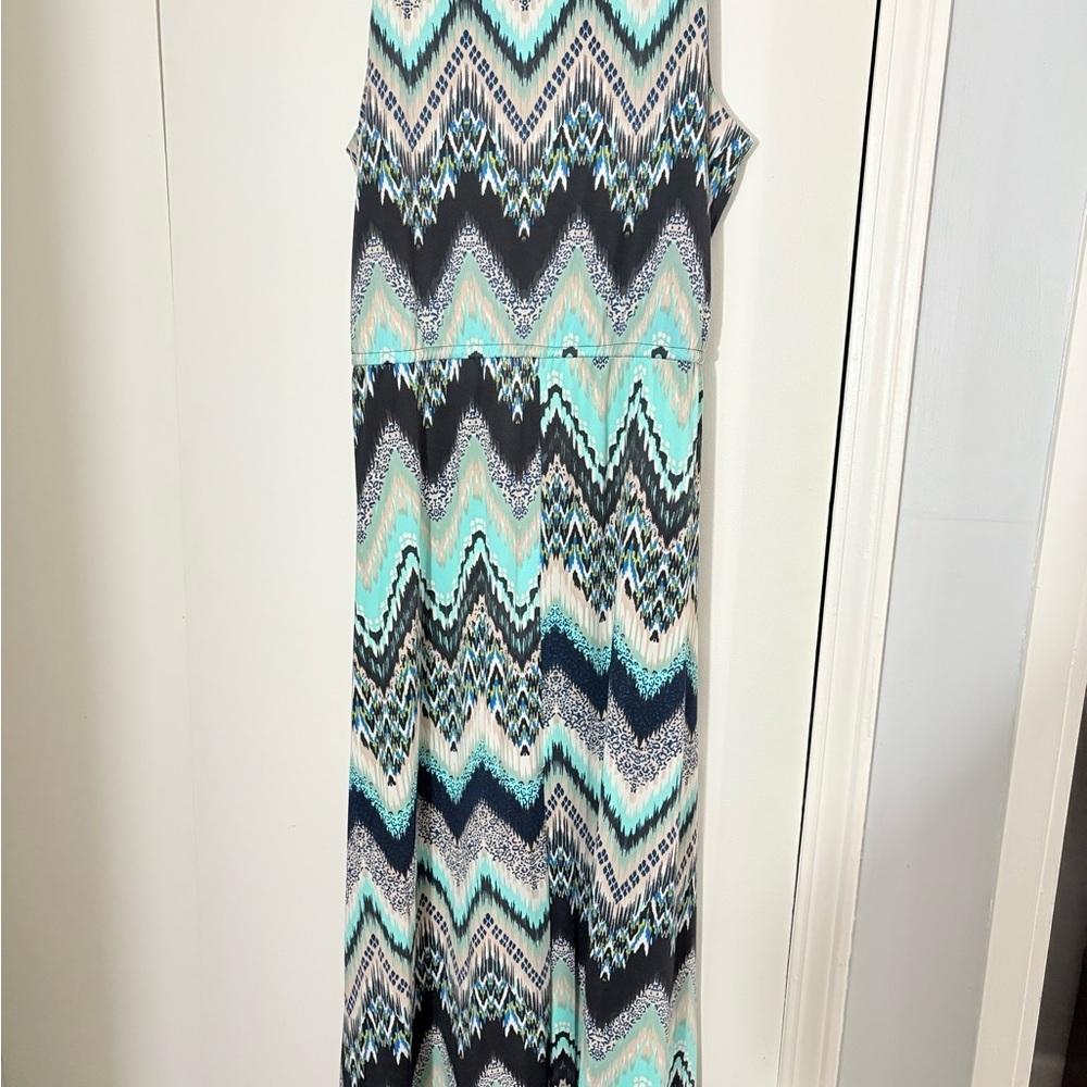 Patterned Sleeveless Long dress - Black and Blue - Picture 2 of 8